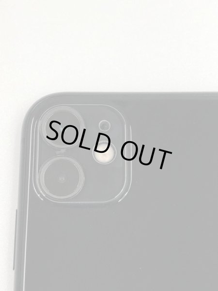 画像4: 【傷少なめ・美品】中古　iPhone11　64GB　バッテリー100％　simフリー　ブラック  ランクA (4)