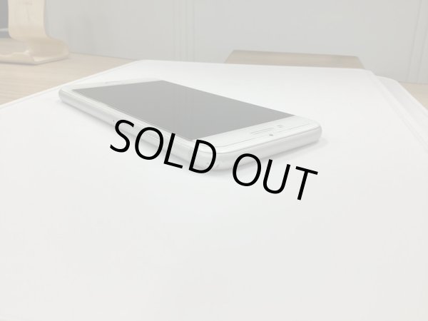 画像8: 中古 iphone8 64GB バッテリー100％ SIMフリー ホワイト ランクA (8)